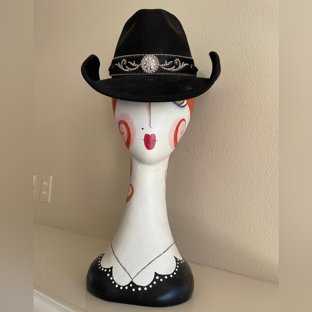 Run A Muck cowgirl hat